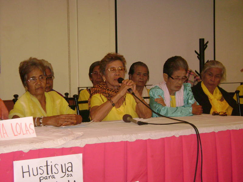 2010年8月　被害者団体マラヤロラズの記者会見.jpg