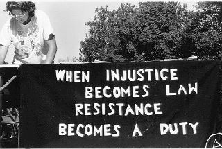 デジテル労働組合　「不正がまかり通るなら、我々が抵抗するのは義務だ」 (320x215).jpg